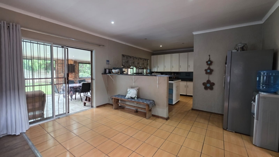 3 Bedroom Property for Sale in La Hoff North West
